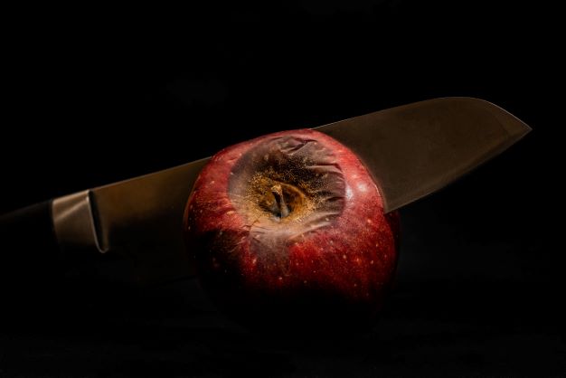 《利刃反腐》+站务中心站务二室+赵炜光+101547+18039667215.jpg 《利刃反腐》+站务中心站务二室+赵炜光+101547+18039667215.jpg